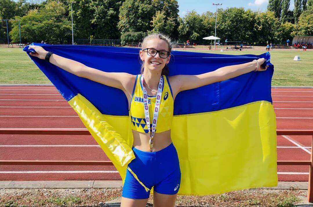 Марина Ковтунова – о выступлении на турнире в Кении: «Эмоции просто на максимум, очень интересно прыгать со взрослыми»