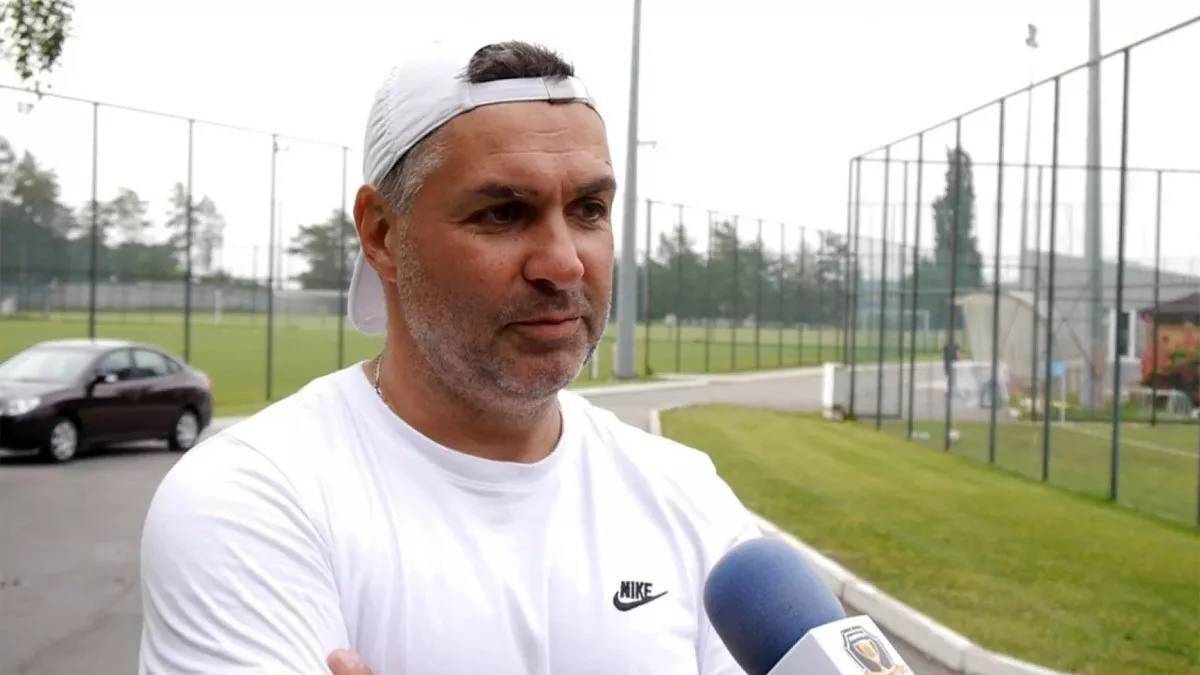 Экс-капитан сборной Украины отреагировал на обвинения в воровстве денег