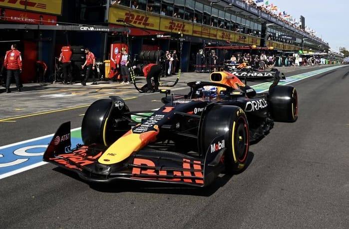 Ферстаппен назвав проблеми боліду Red Bull перед стартовою гонкою сезону