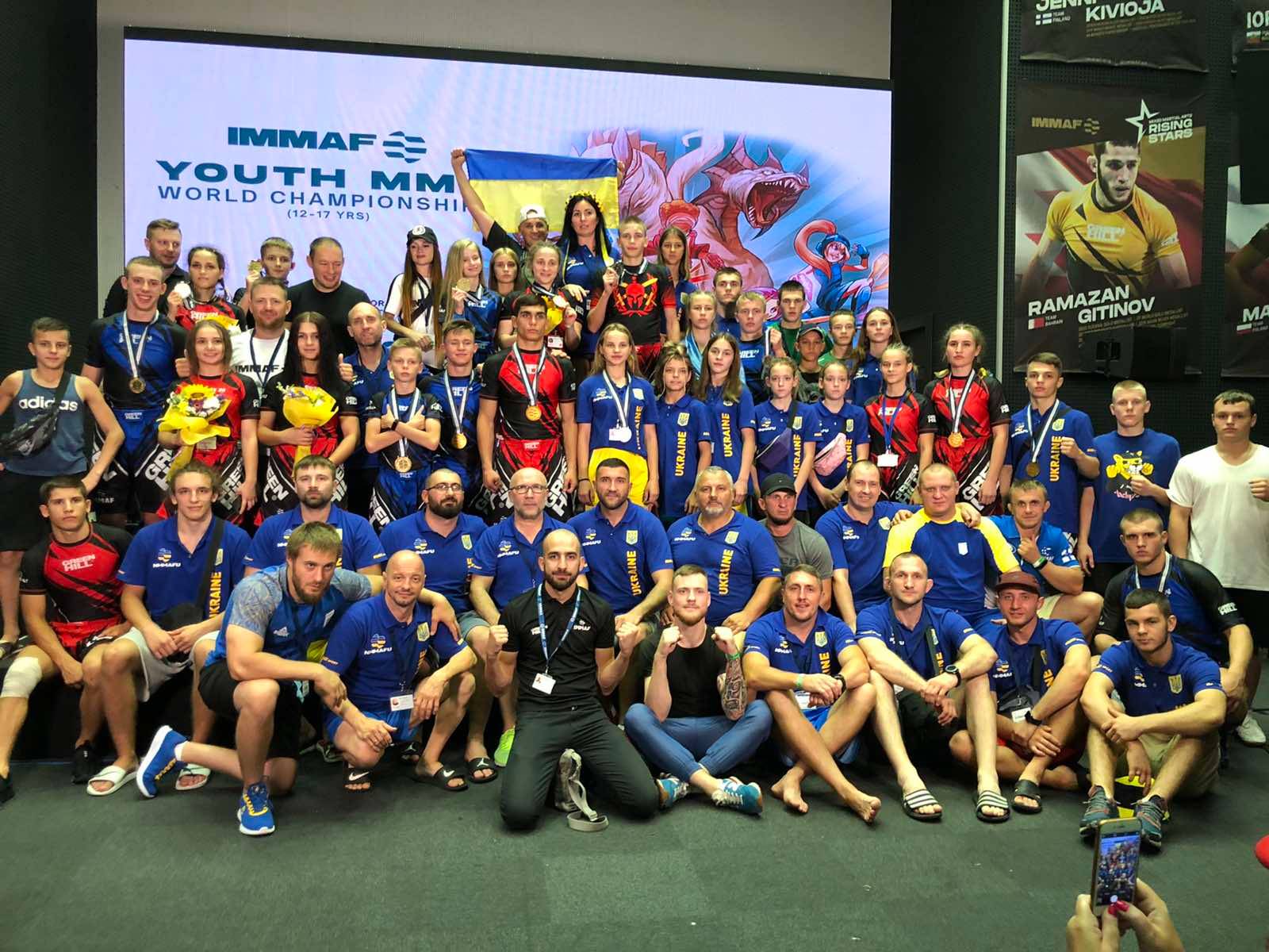 Розірвали всіх. Українські юнаки та юніори стали кращими на чемпіонаті світу з MMA