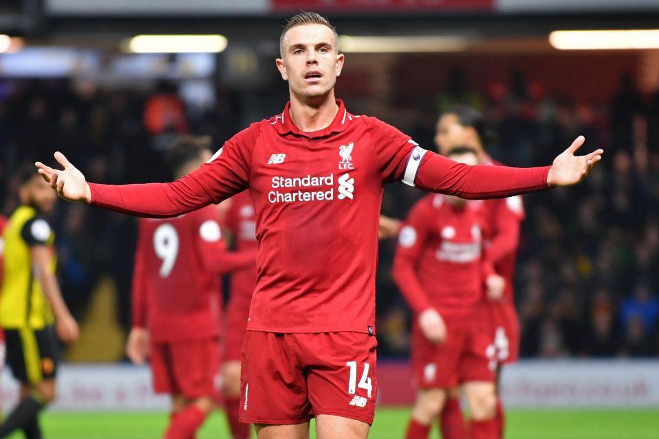 Капитан «Ливерпуля» разрыдался на плече победившего рак отца после финала Лиги чемпионов