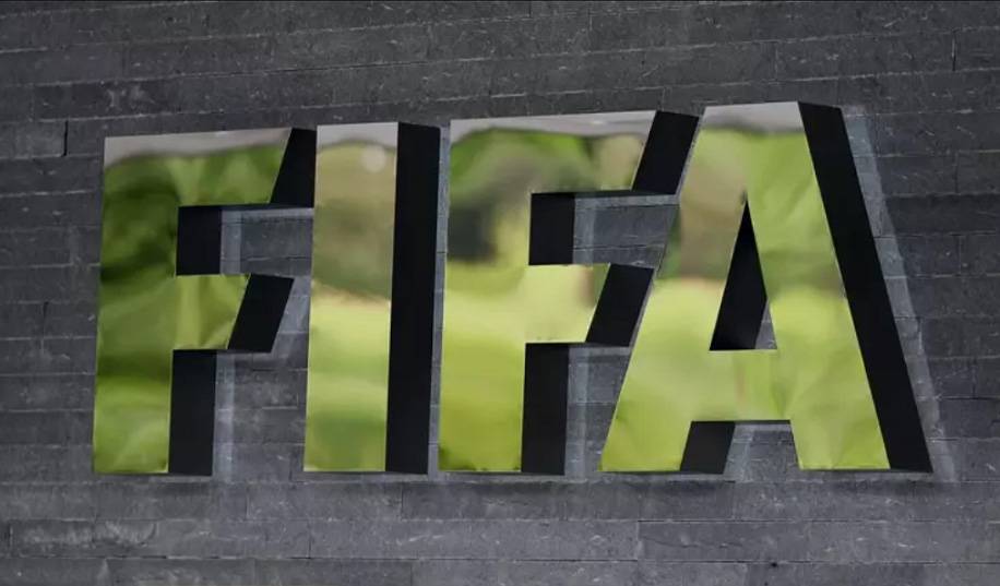 FIFA проведет консультации с UEFA после решения суда по Суперлиге