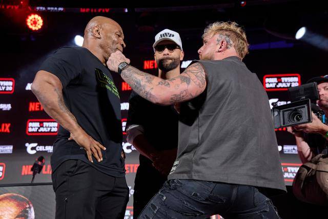 «Ти що, йо****й ідіот?». Колишній чемпіон UFC знищив Пола за бій з Тайсоном