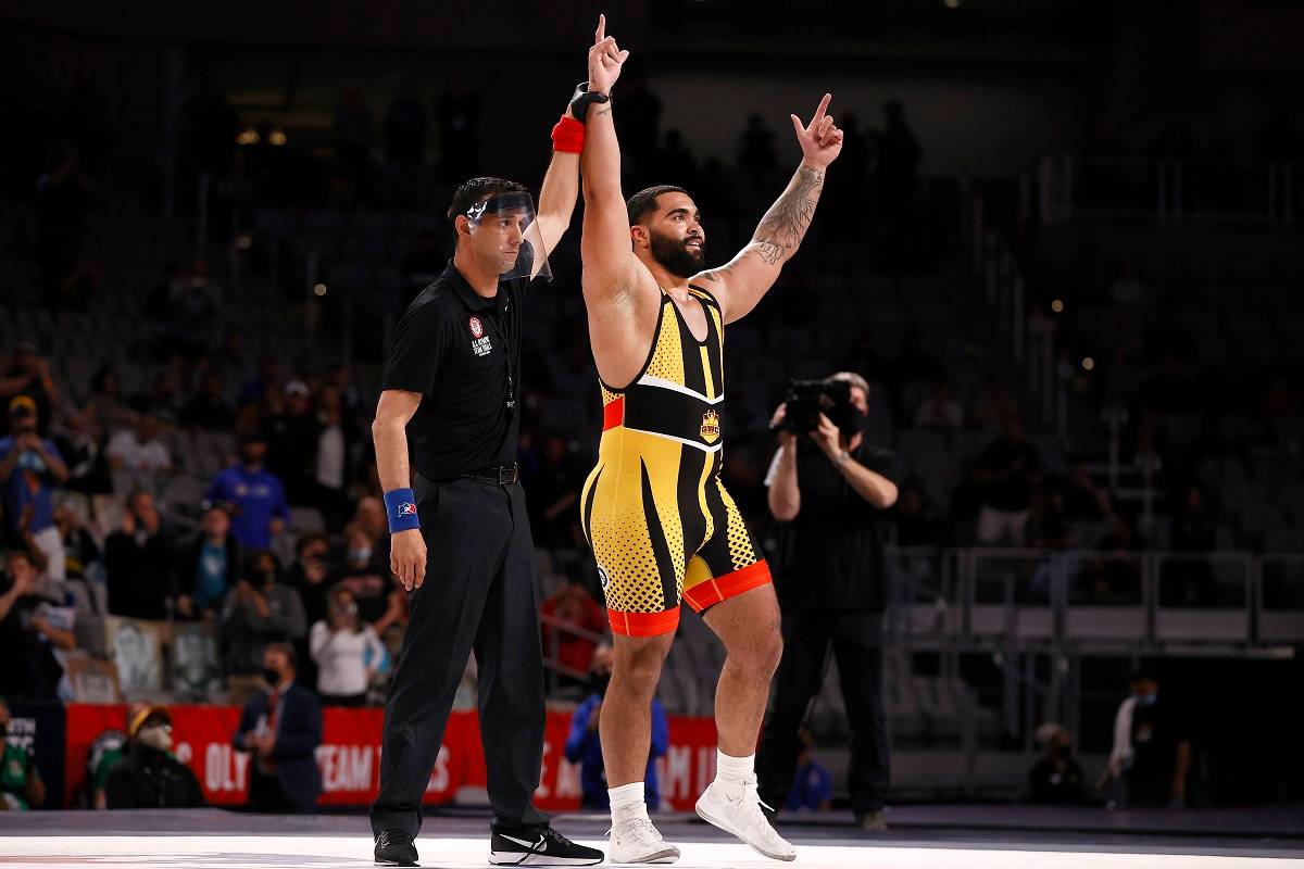 Олімпійський чемпіон по боротьбі анонсував перехід в UFC