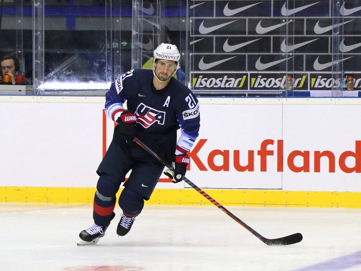 Американцы закрыли поражение от словаков разгромом Франции