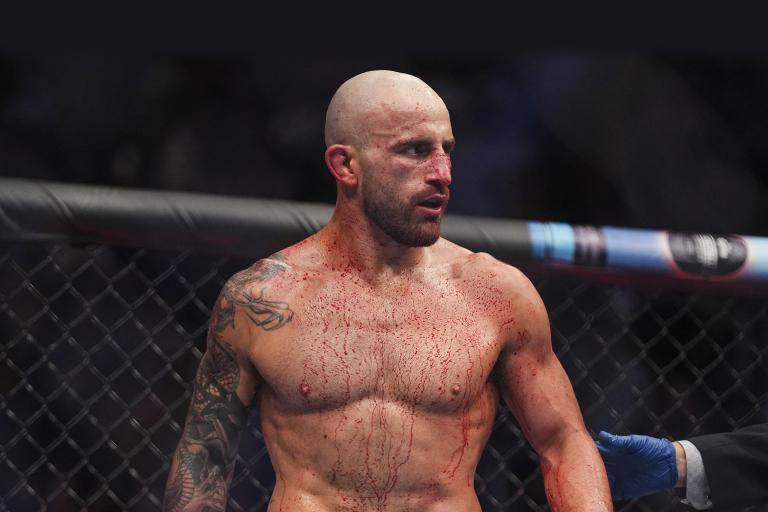 Волкановскі залишився на вершині рейтингу pound-for-pound UFC