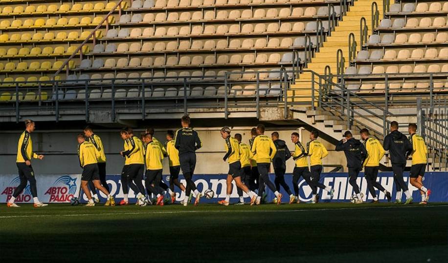 Під кінець підготовки збірної U-21 до вирішальних матчів року в команду прибули всі гравці