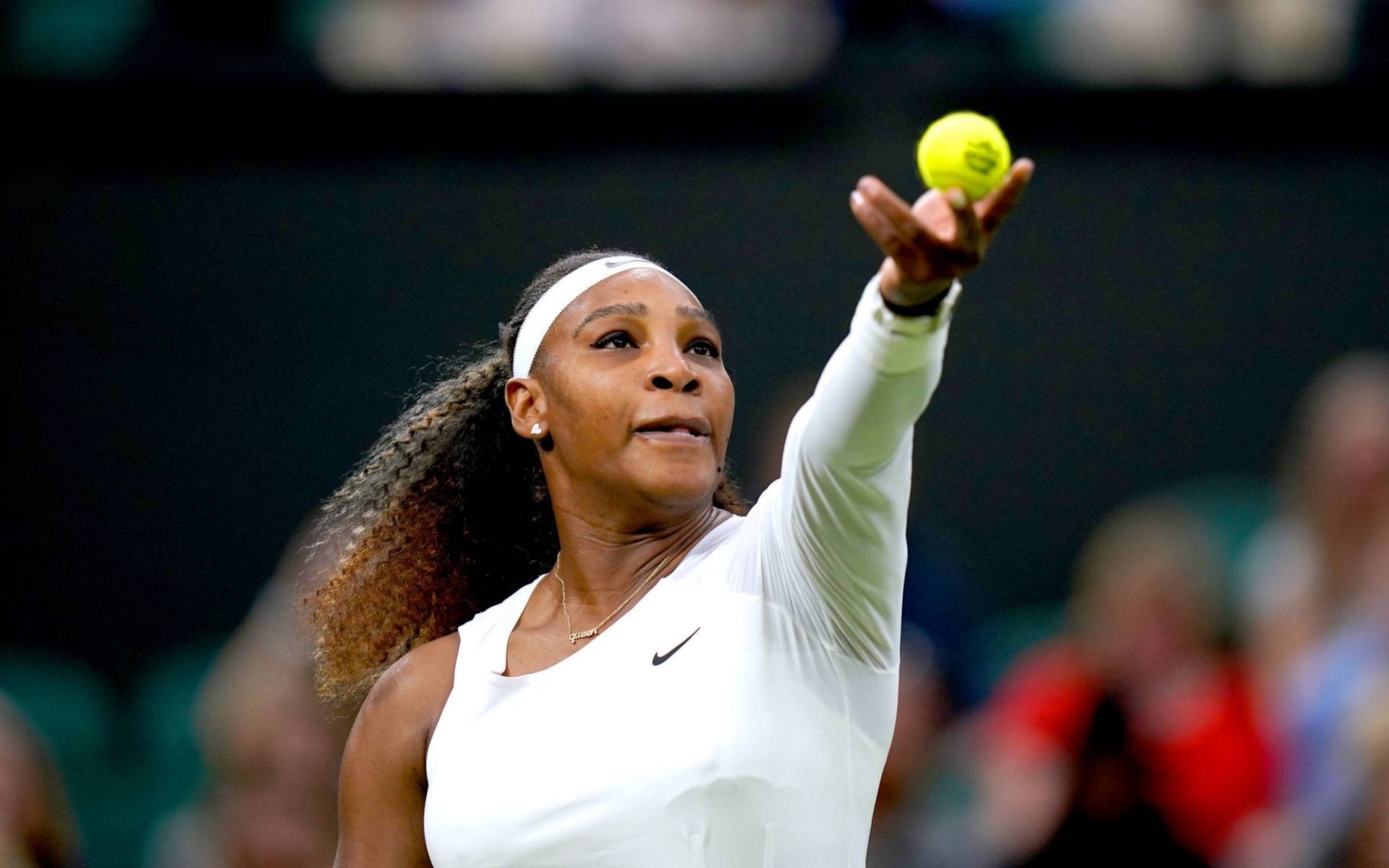 Уильямс из-за травмы снялась с матча первого круга Wimbledon и в слезах покинула корт