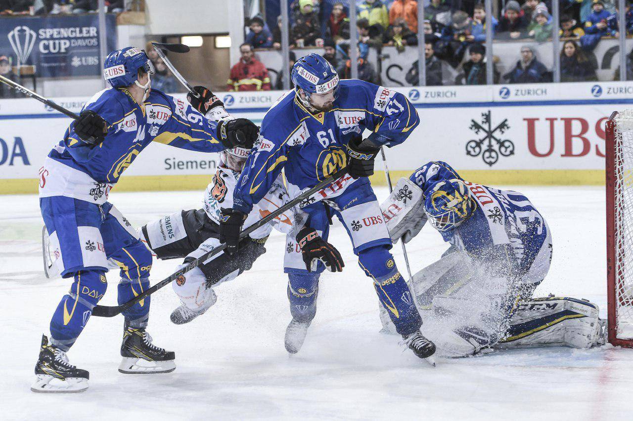  «Оцеларжи» проиграл второй матч подряд, «Давос» порадовал родную публику