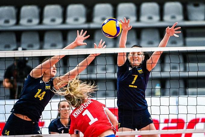 Женская сборная Украины потерпела первое поражение в Золотой Евролиге