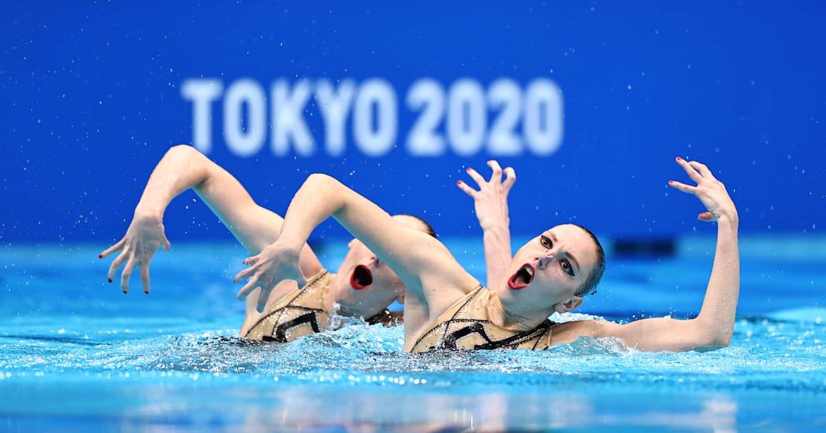 На Іграх в Парижі-2024 можуть пройти показові виступи змішаних пар в синхронному плаванні