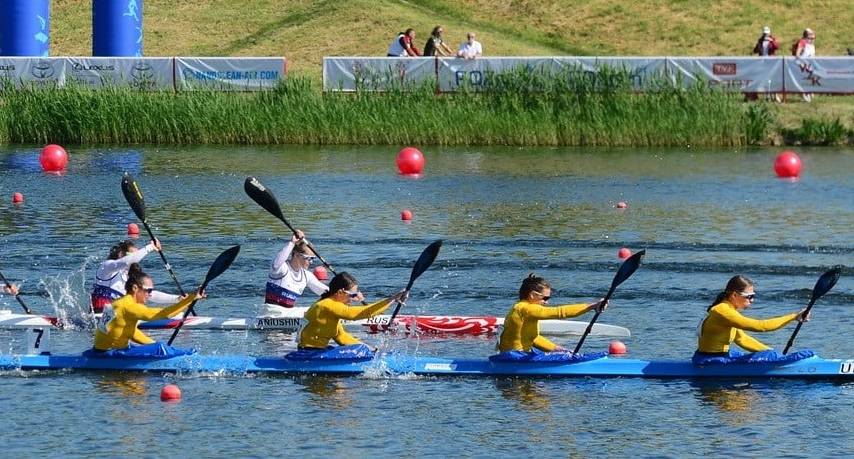Українська байдарка-четвірка вийшла в 1/2 фіналу олімпійського турніру