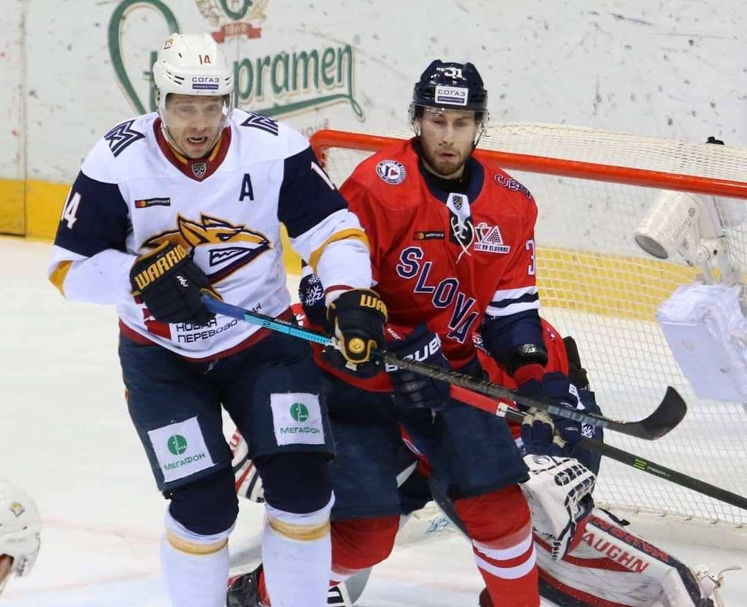 «Металлург» нанес «Словану» 13-е поражение подряд