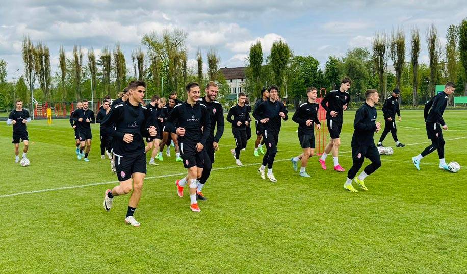 Зоря перед зборами працює над посиленням