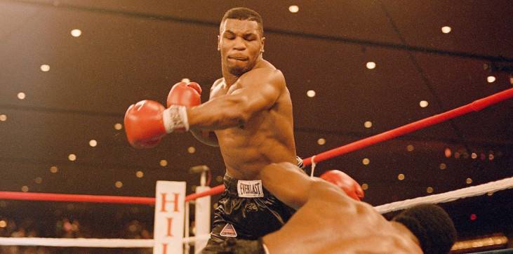 Кто из боксеров любит тратить деньги на азартные игры?