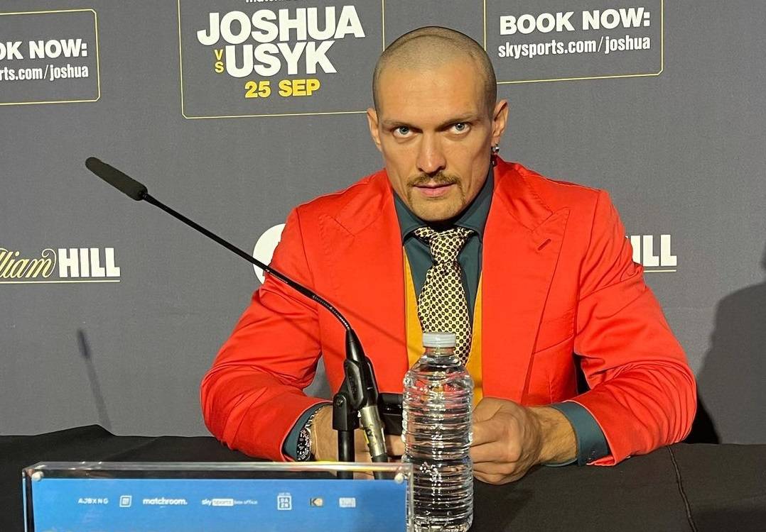 Усик, Ломаченко та інші. Як виглядає численна команда українця перед боєм з Джошуа