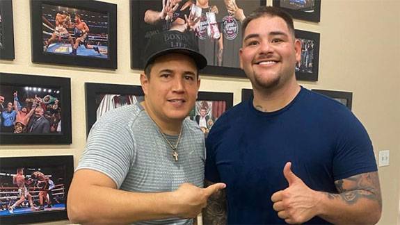 Рейносо: «Ждем подтверждения имени соперника Энди на следующий бой»