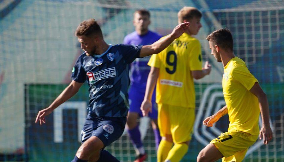 Первая лига. Металлист разгромил Минай, Полтава обыграла Мариуполь