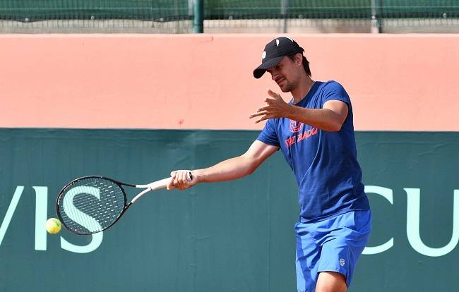 Молчанов остановился в четвертьфинале парного турнира в Братиславе