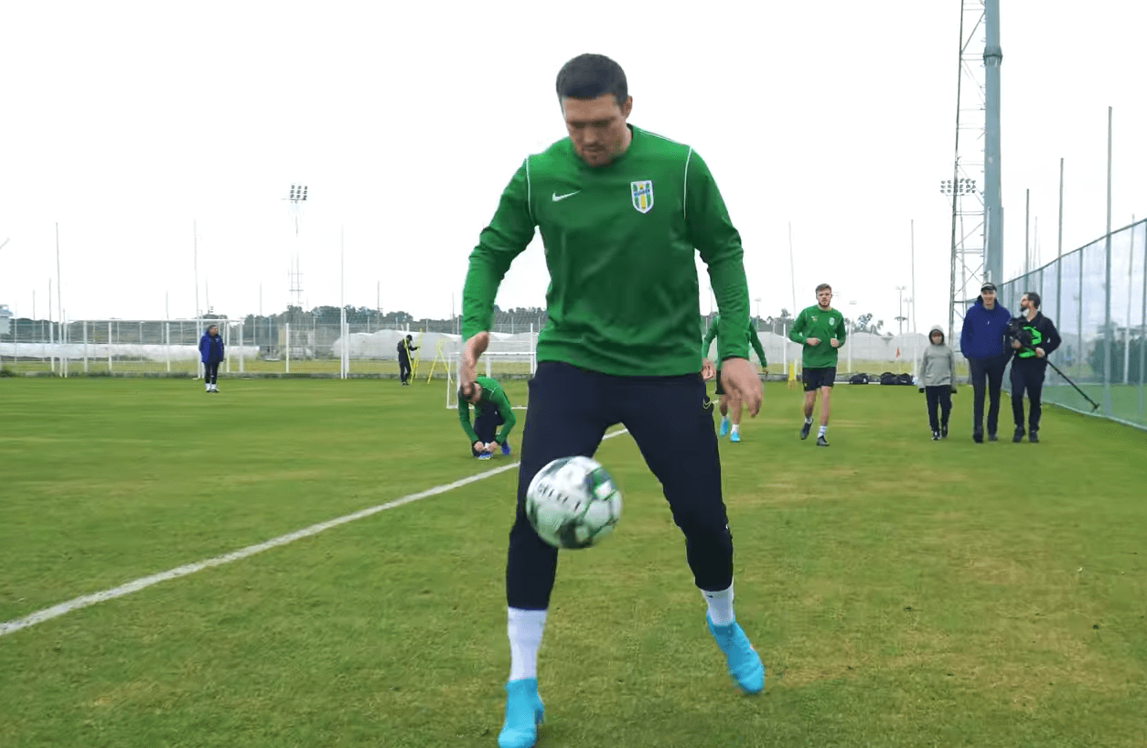 Приїзд чемпіона спрацював. «Динамо» за підтримки Усика здобуло розгромну перемогу