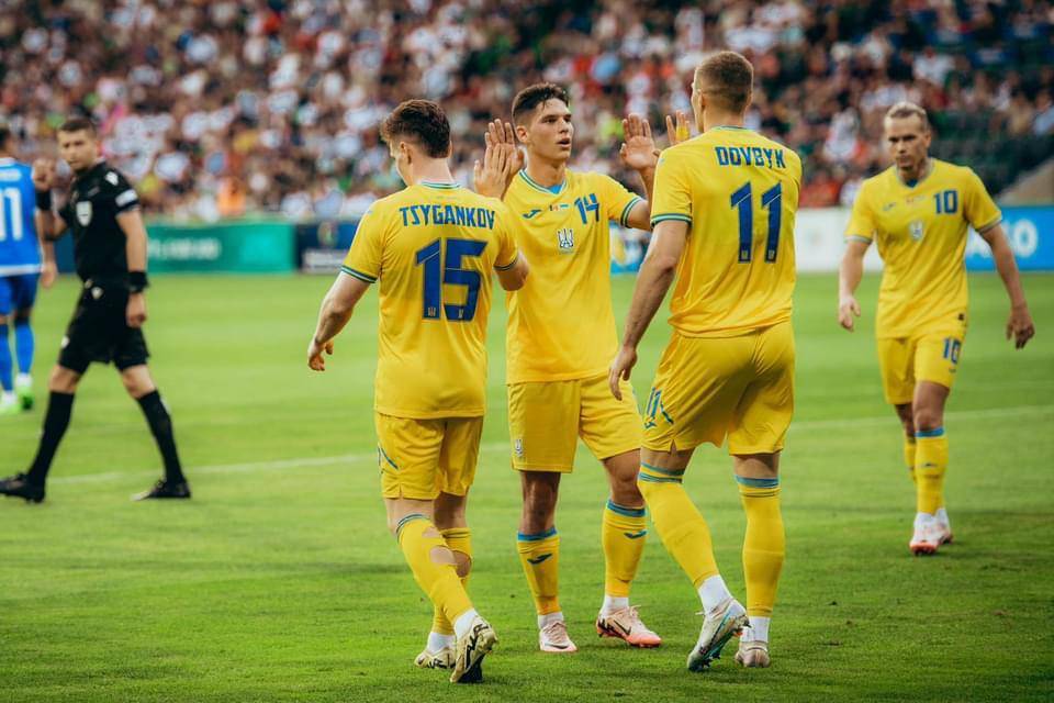Молдова - Україна 0:4. Судаков у вогні, Миколенко в сльозах та чотириразовий чемпіон Англії на лавці