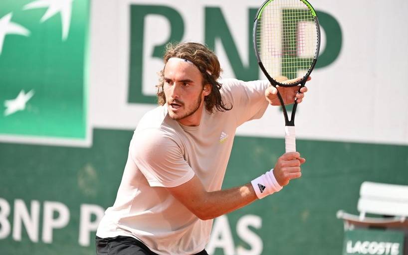 Циципас впевнено вийшов в третє коло Roland Garros