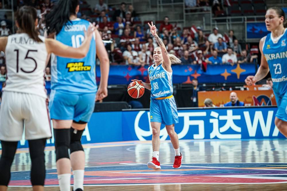 Радость, злость, разочарование. Лучшие фото матча Латвия – Украина