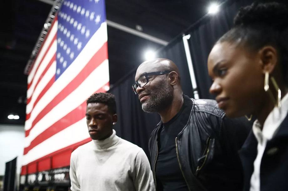 Андерсон Силва стал гражданином США