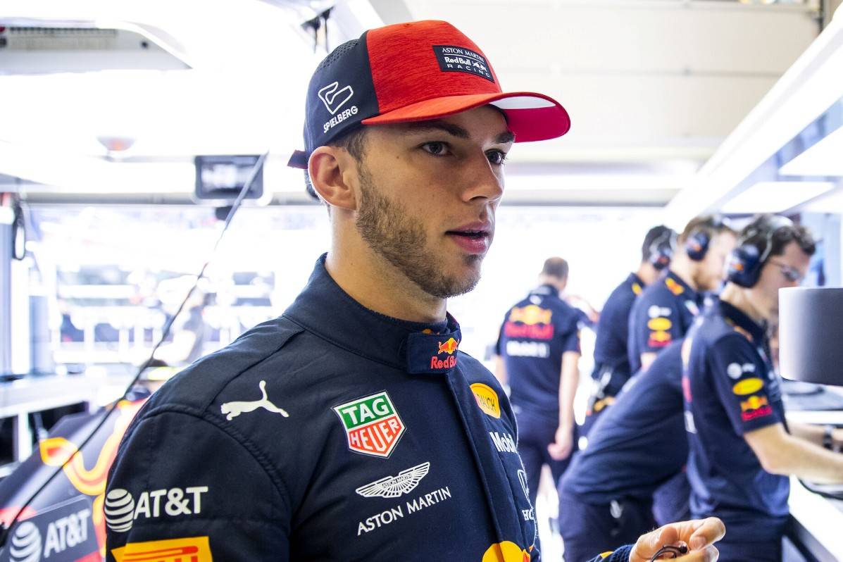 Гасли: «Мне плевать на мнения и оценки людей, которые меня не знают»