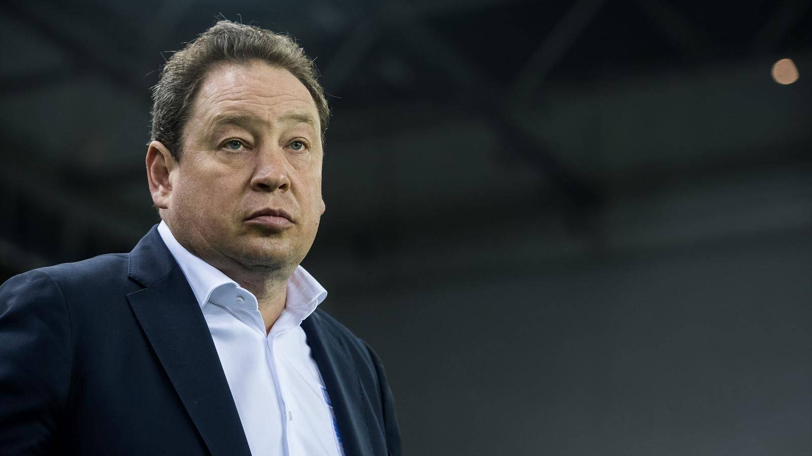 Слуцкий: «Такого еще не было, чтобы нас 50 минут возили на автобусе перед игрой»
