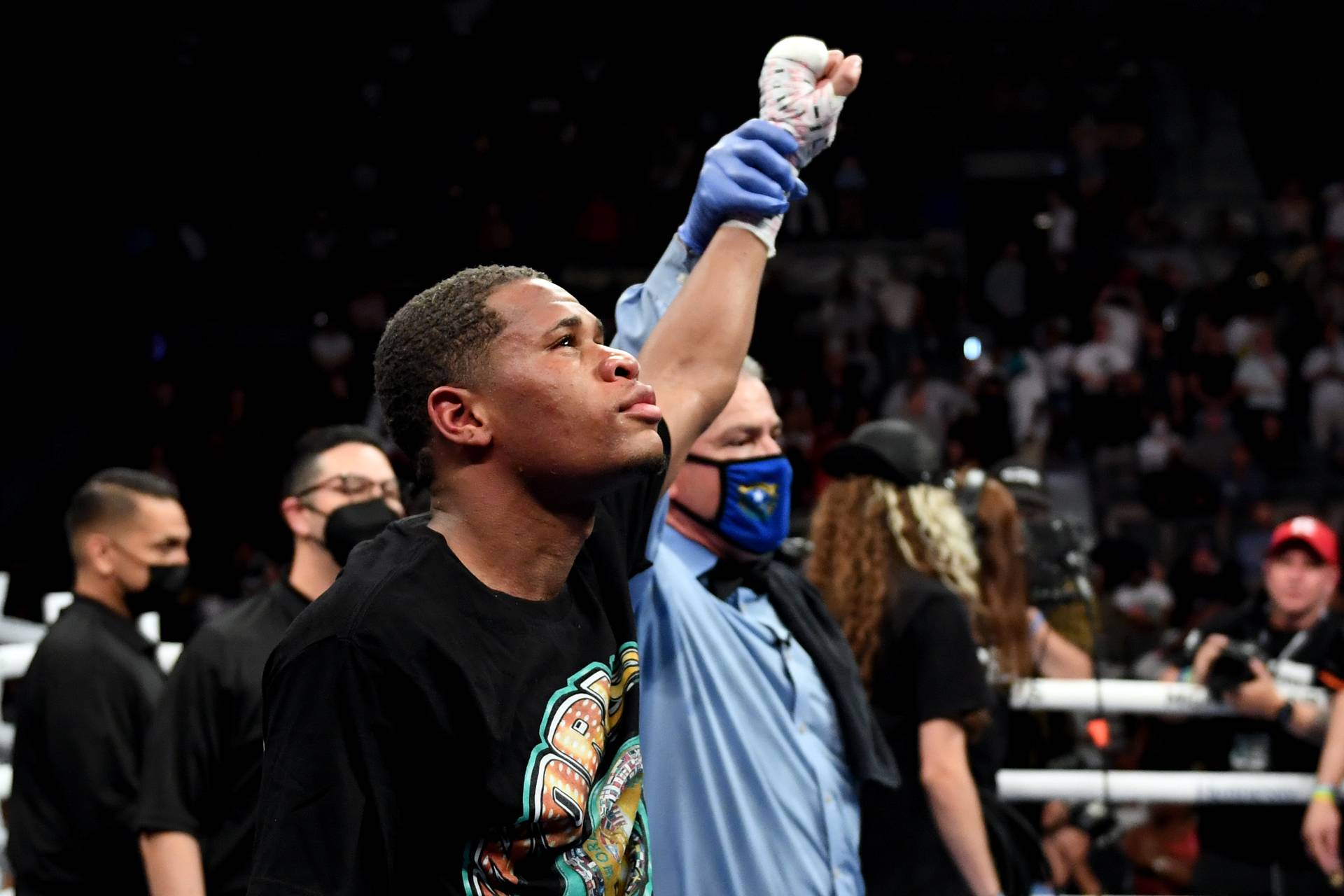 Чемпион WBC хочет сорвать бой Ломаченко за звание абсолютного чемпиона