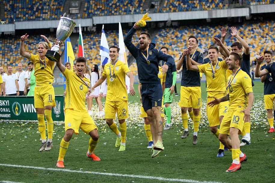 Ротань вызвал 26 игроков в молодежную сборную Украины 