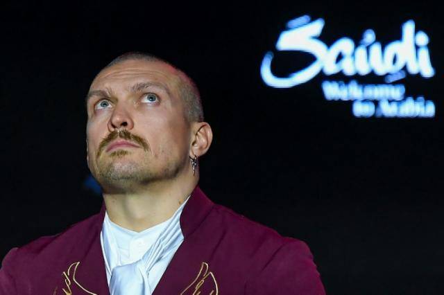 Усик высказался о возможном поединке с одним из лидеров крузервейта