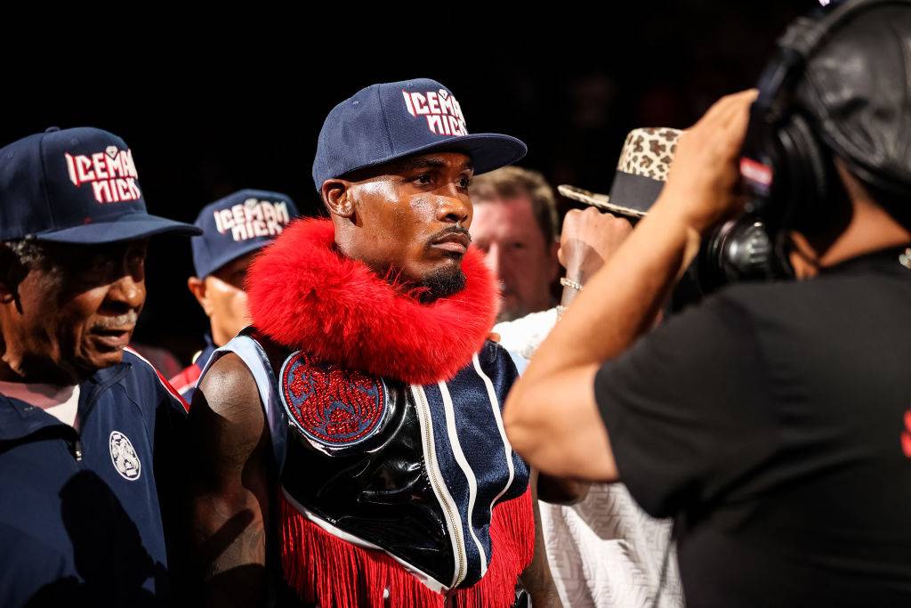 WBC не планує позбавляти титулу Джермалла Чарло