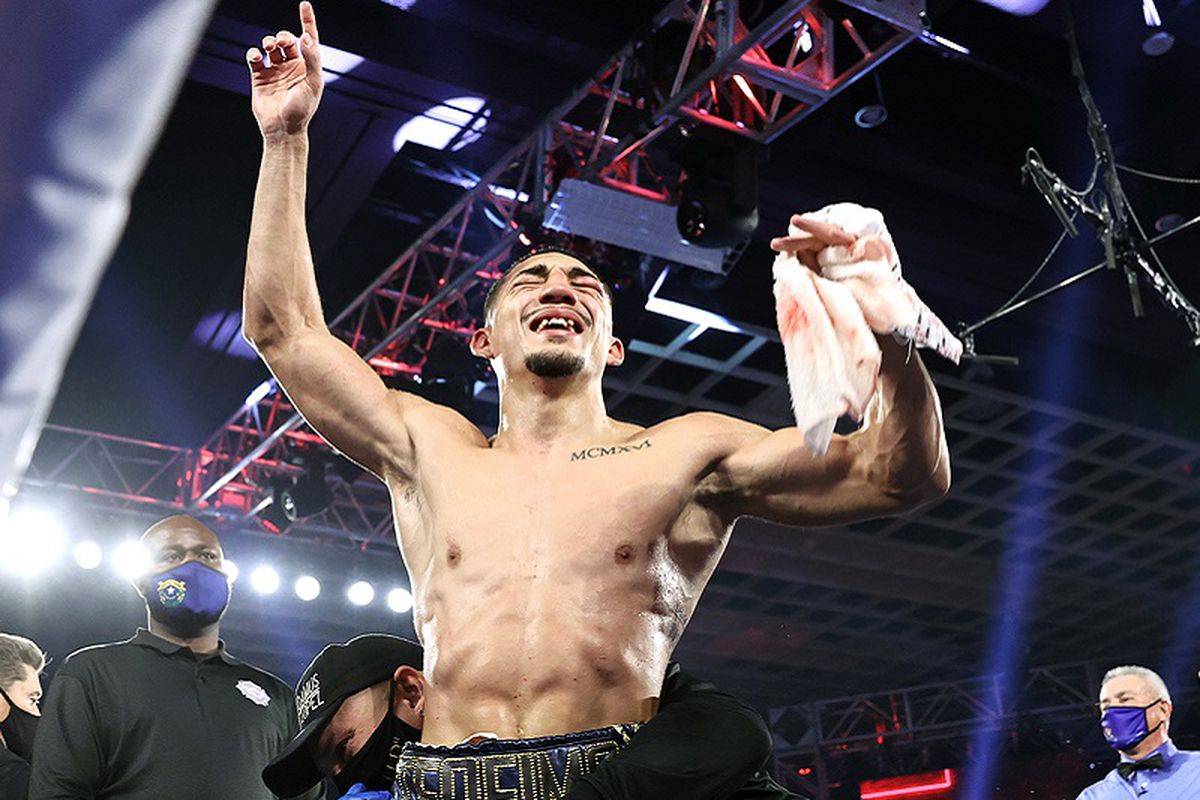 Батько Лопеса: « Коли син побив Ломаченко, то ніхто з Top Rank не прийшов на прес-конференцію »