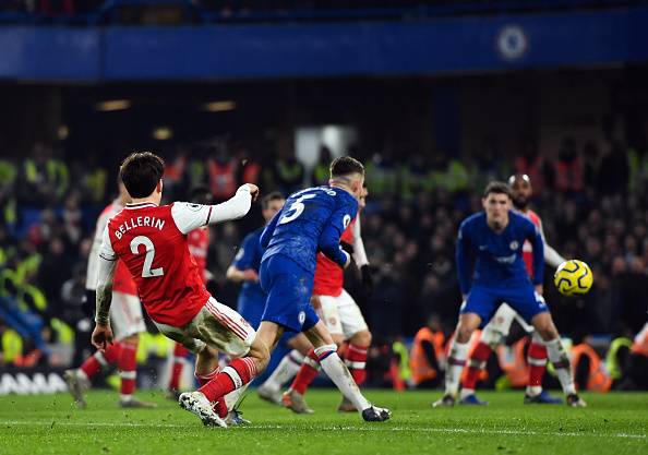 «Арсенал» дважды забил «Челси» в меньшинстве и спас для себя ничью в боевом матче