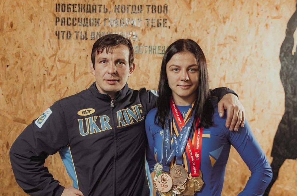 Призер Олімпіади-2020 Коляденко подарувала квартиру своєму тренеру