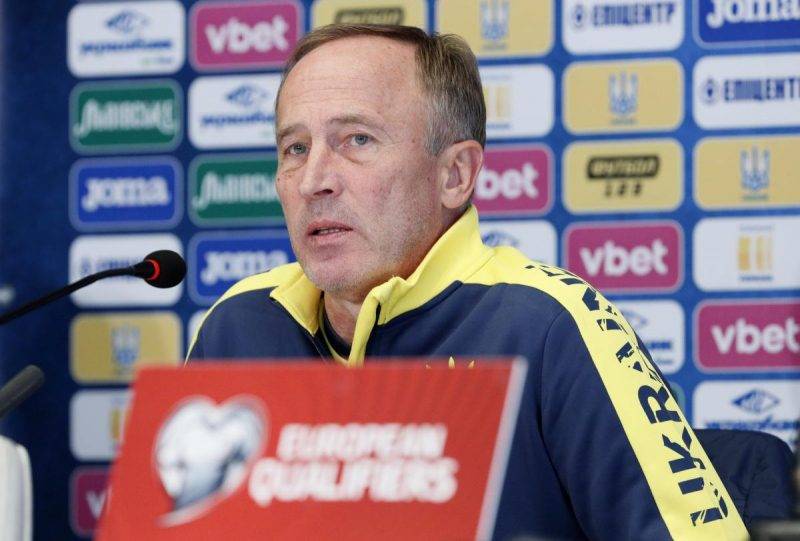 Петраков: « Зберігаємо інтригу про дебютантах і про стартовому складі »