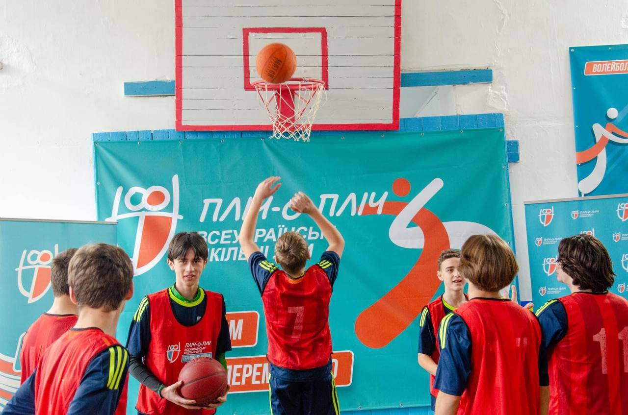 Два змагальні тижні другого етапу «Пліч-о-пліч Всеукраїнські шкільні ліги» позаду