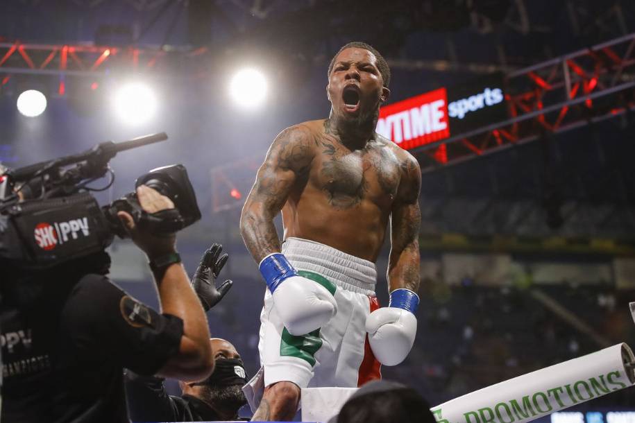 Дэвис сравнил возможный бой против Райана Гарсии с поединком Мейвезер – Де Ла Хойя