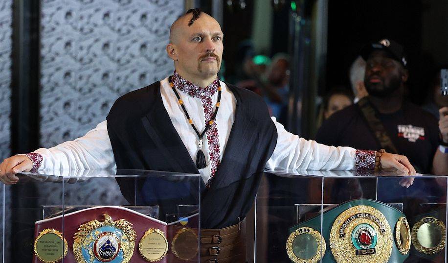 Усик: «Ми не повинні втрачати свою етнічність і свої традиціі»