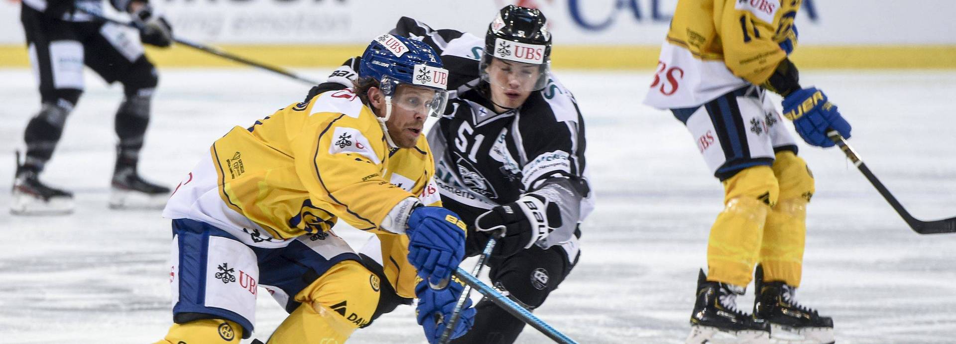 ТПС и «Тршинец» вышли в полуфинал Кубка Шпенглера