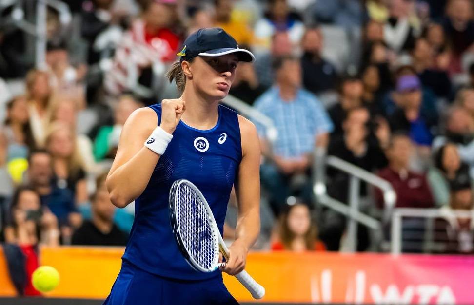 Швентек виграла у Гауфф і вийшла на Соболенко в плей-офф Підсумкового турніру