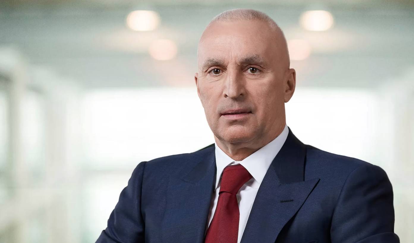 Ярославський: « Поки я буду відновлювати за свої гроші не належить мені інфраструктуру клубу »