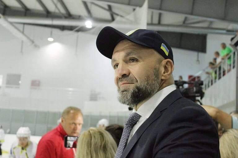 Президент «Днепра» покинул свой пост и попросил преемников сохранить клуб