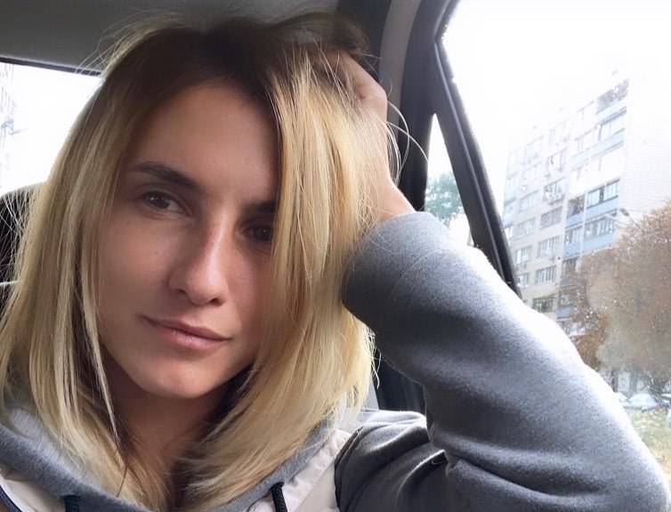 Вот это укуталась! Цуренко встретила первые морозы в Киеве