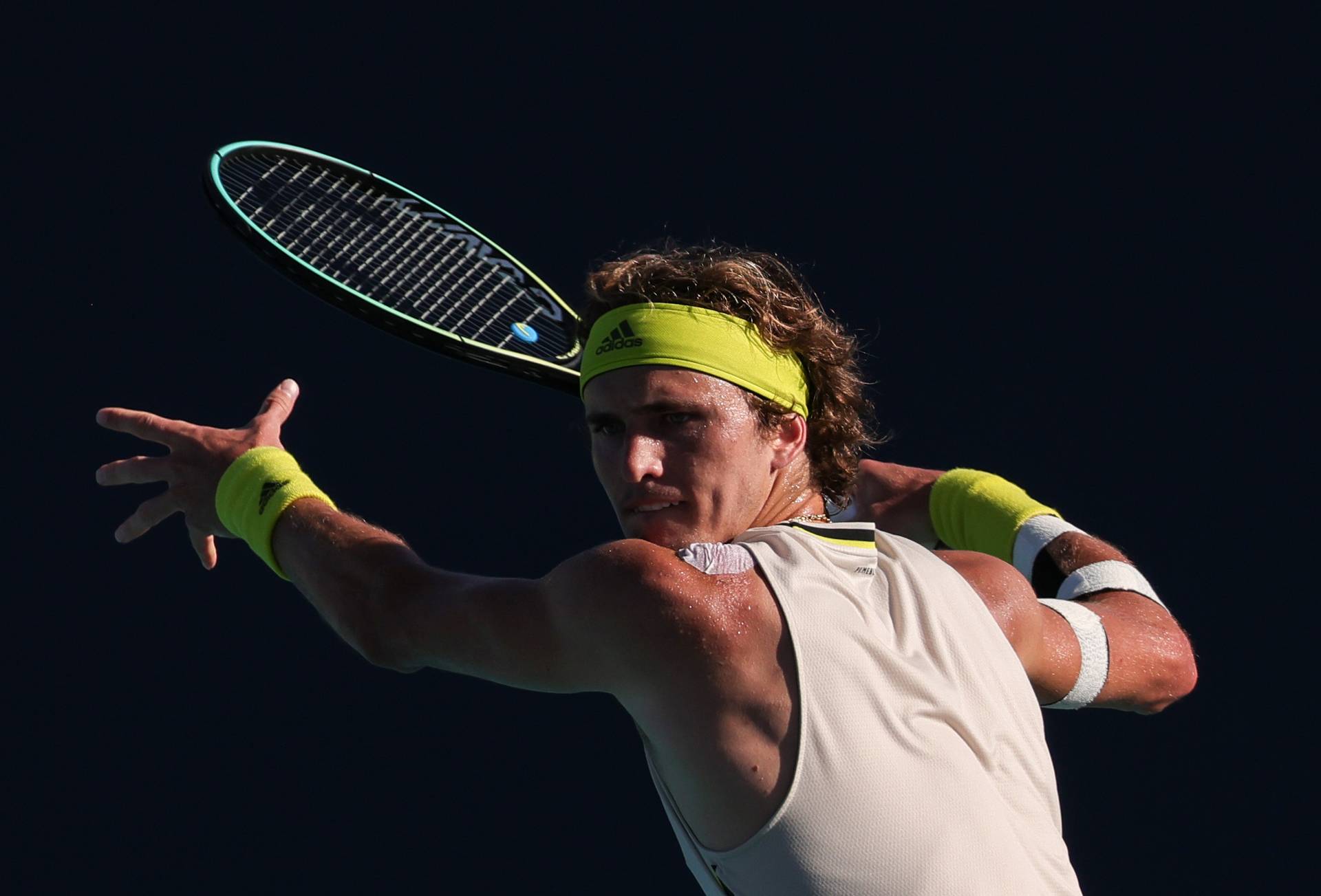 Зверев неожиданно покидает Masters в Майами. Видео лучших моментов матча с Руусувуори