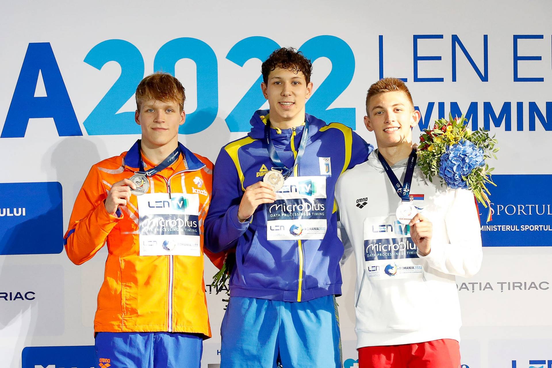 Українець розірвав чемпіонат Європи з плавання – виграв два особисті золота і дві медалі естафети