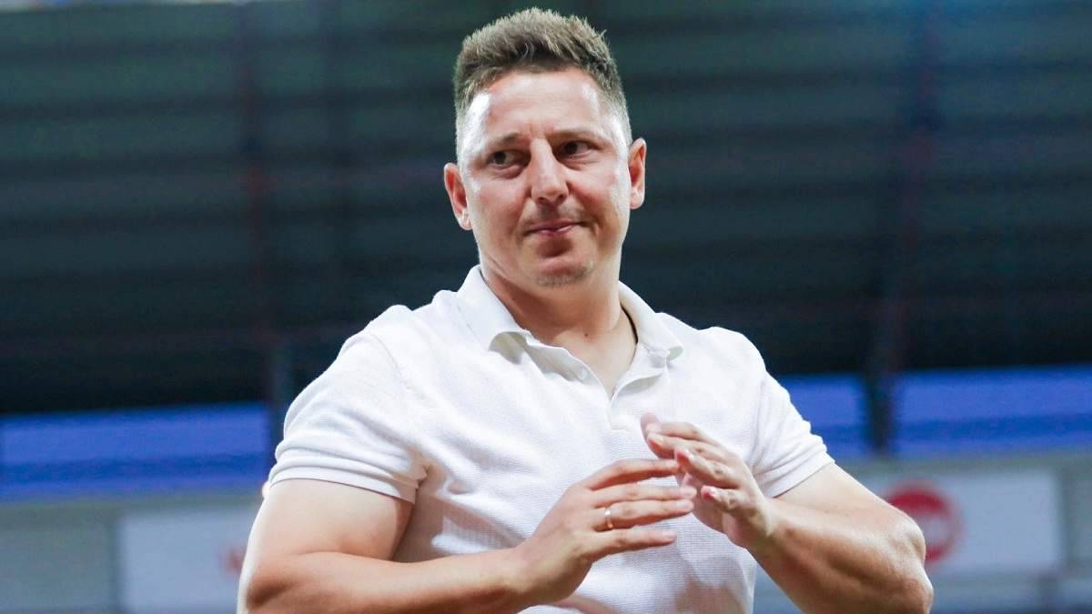 Кобин рассказал о правилах употребления алкоголя в «Минае» 