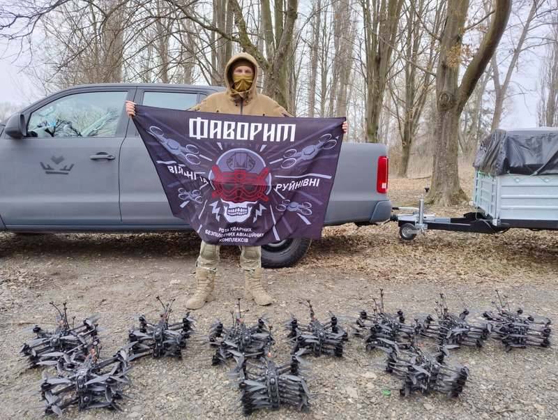 Бойцы «Фаворита» получили еще 50 FPV-дронов от FAVBET